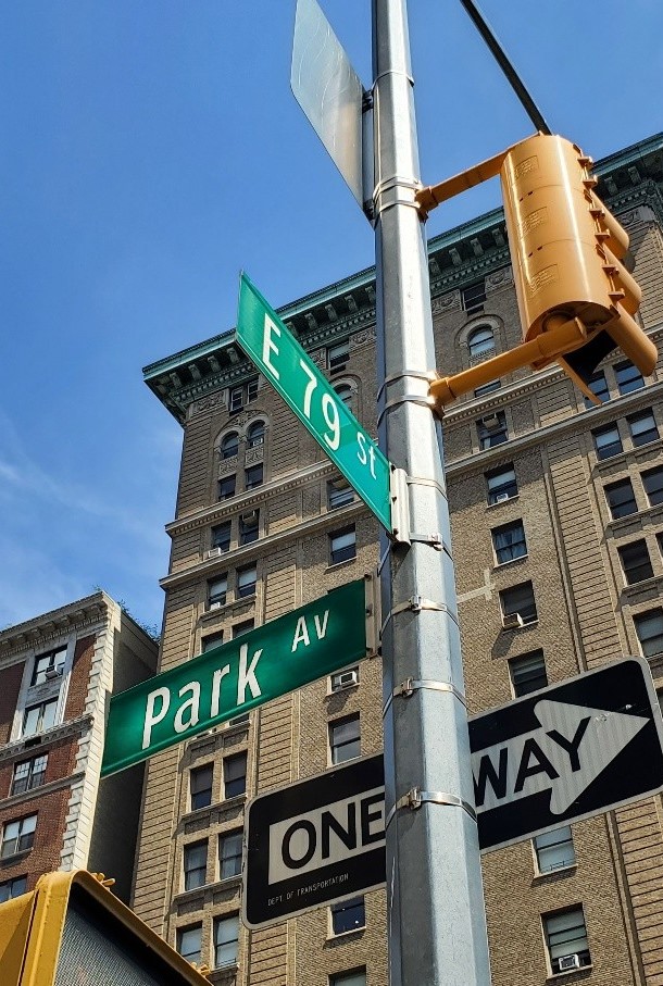 Cross street is Park Avenue.